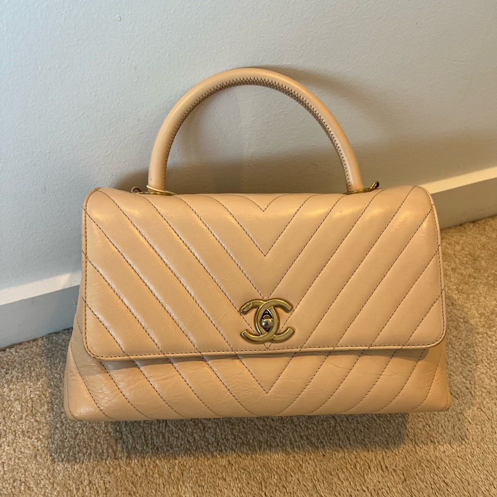 ❌SOLD❌ Chanel Coco Top Handle Small
